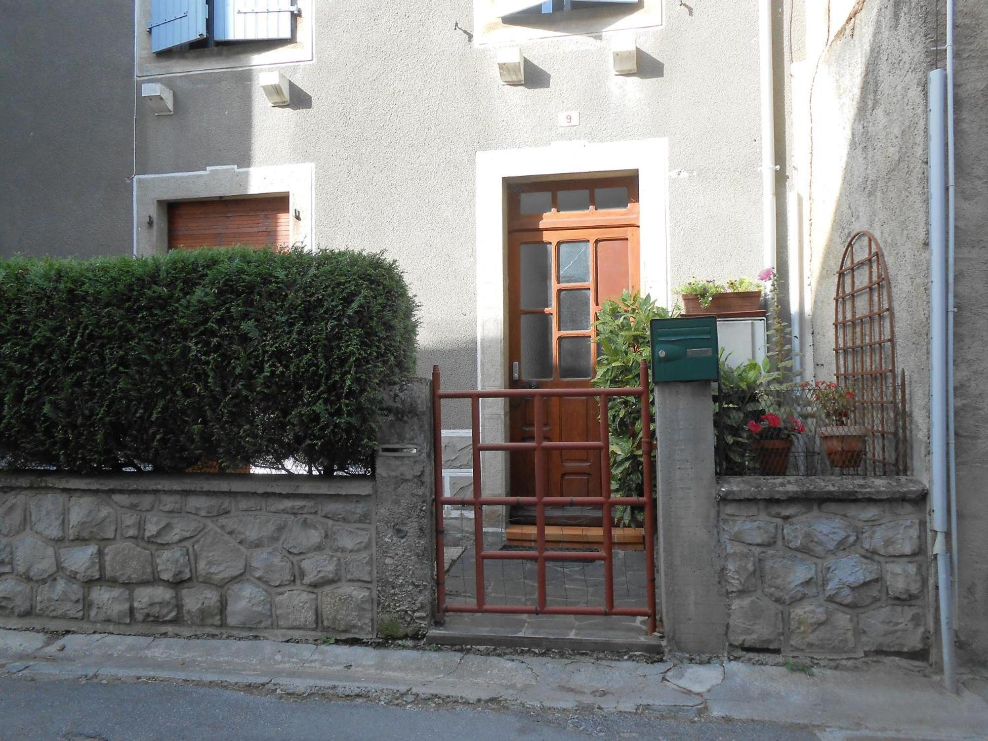 8 Places 9 Rue De Soupon Apartment